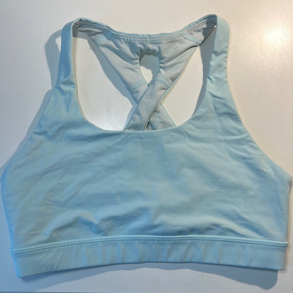 lululemon Seafoam Blue sports bra size 6
